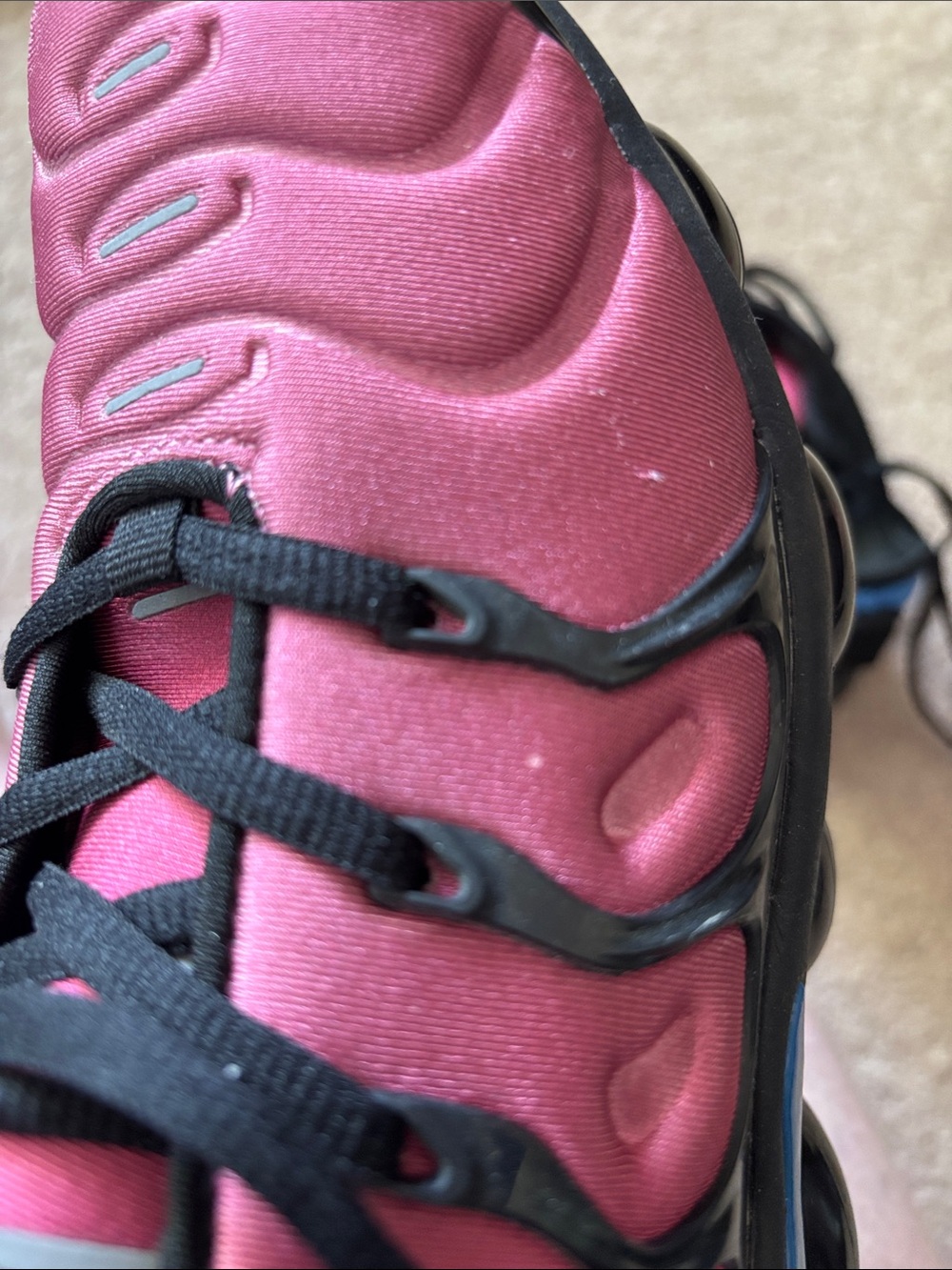 Nike Air Vapormax Plus - Picture 6 of 8